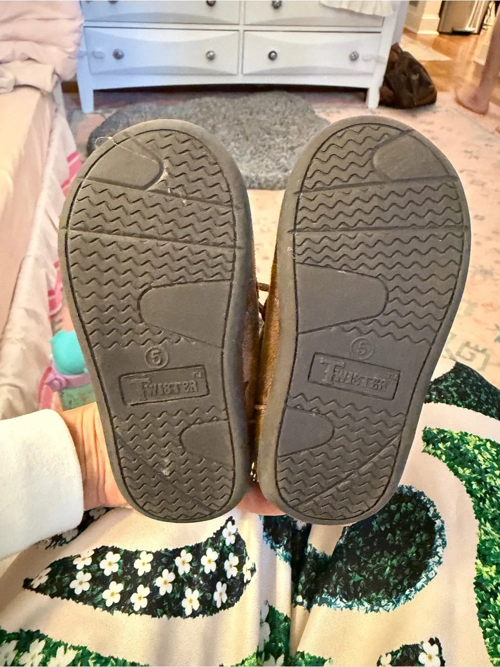 Twister soft moccasin